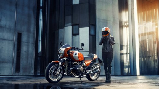 BMW R 12 S