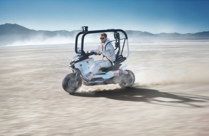 BMW Vision CE: el futuro de la movilidad urbana ya está aquí